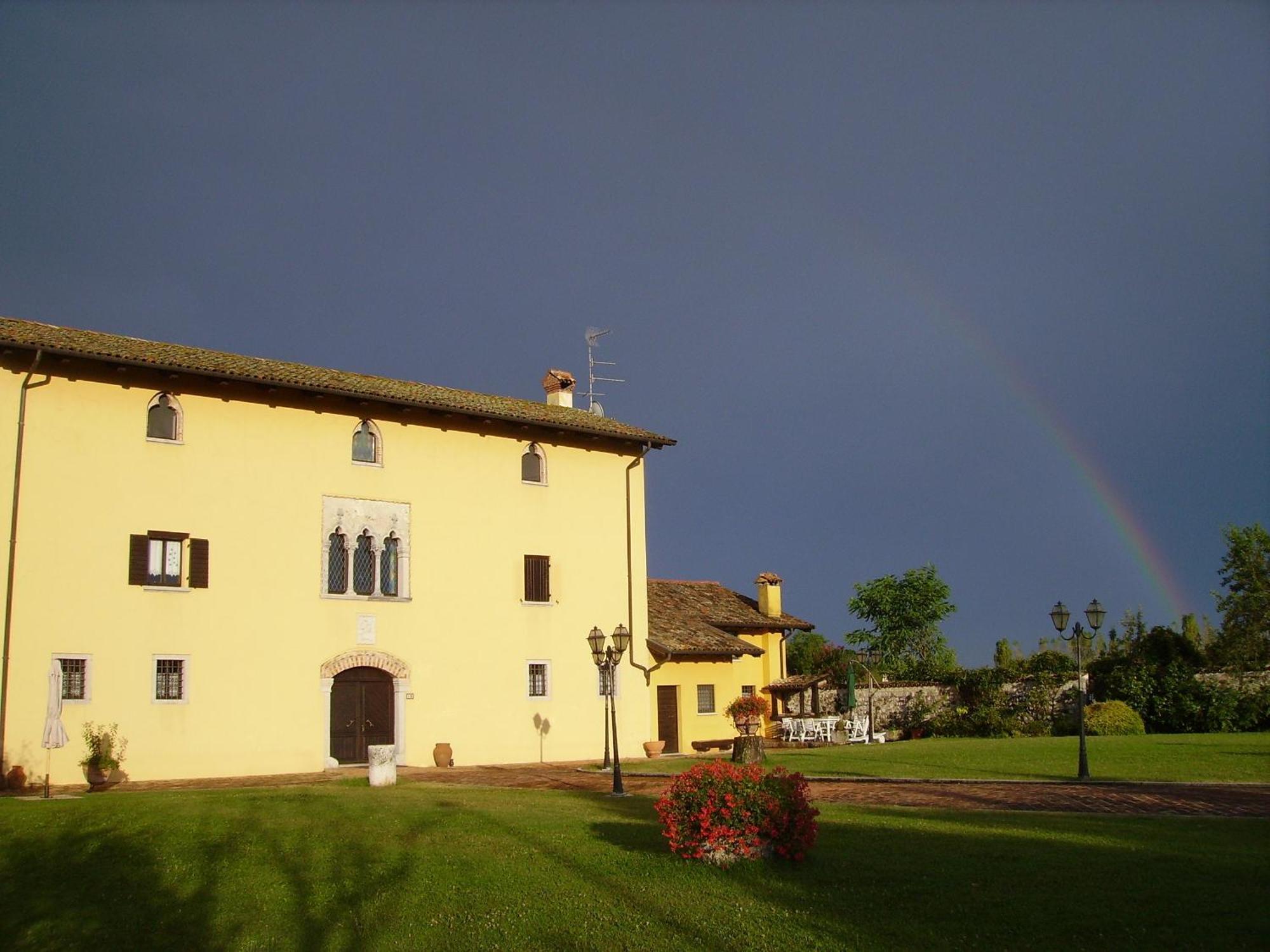 Agriturismo Domus Magna Povoletto Exteriör bild