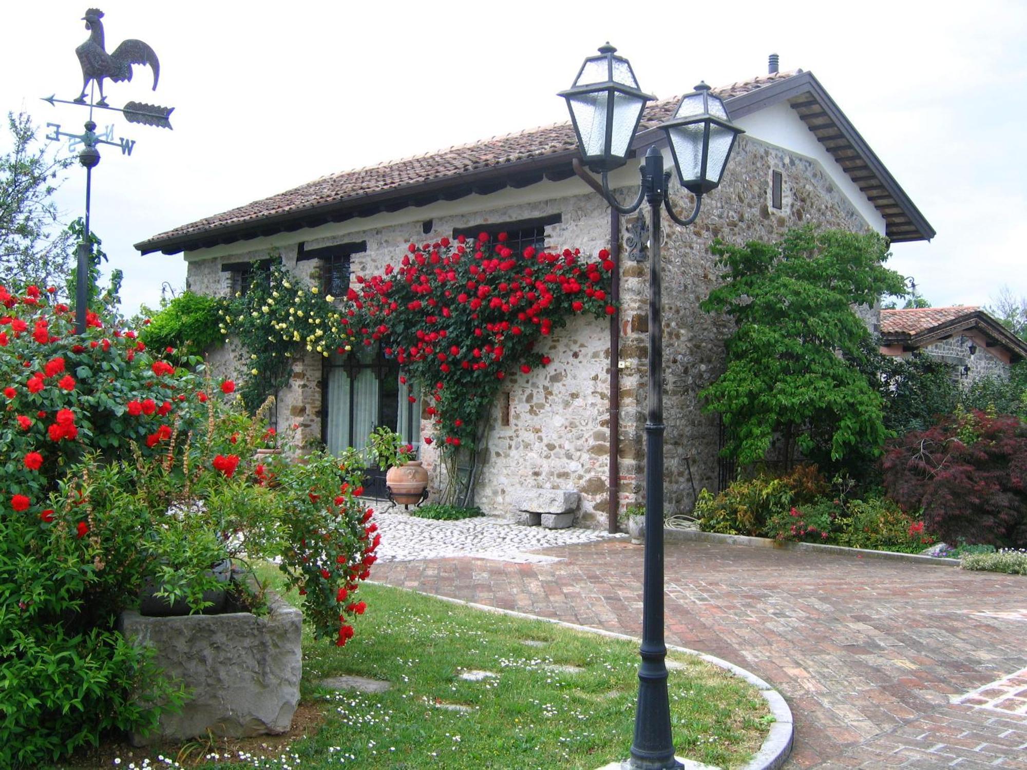 Agriturismo Domus Magna Povoletto Exteriör bild